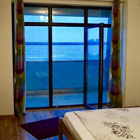 Apartament Solid * Mamaia